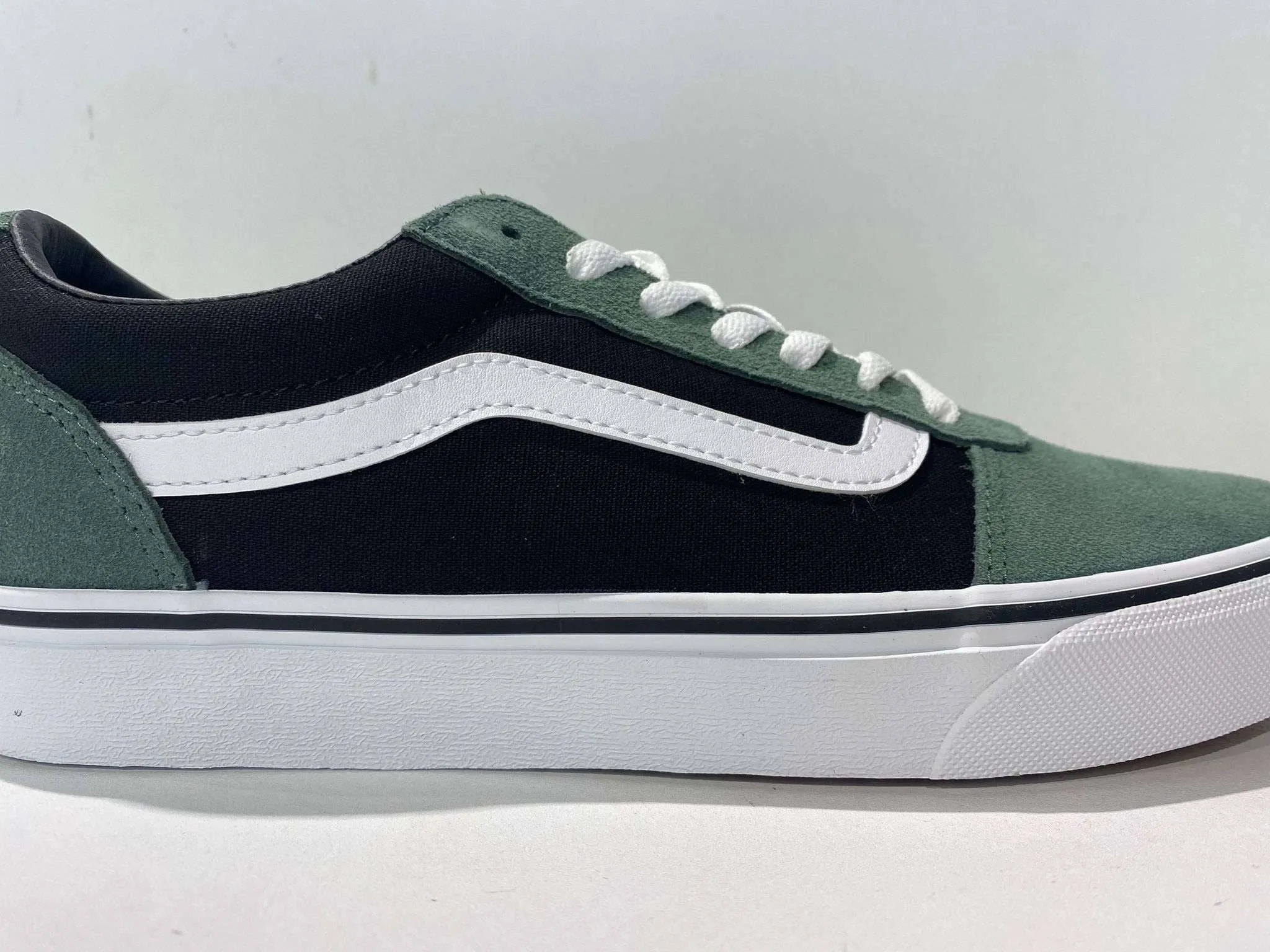 VANS Mens Ward Retro Shoe -DUCK